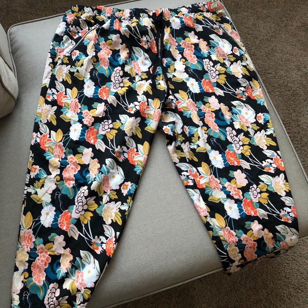 Lightweight Floral Pants
